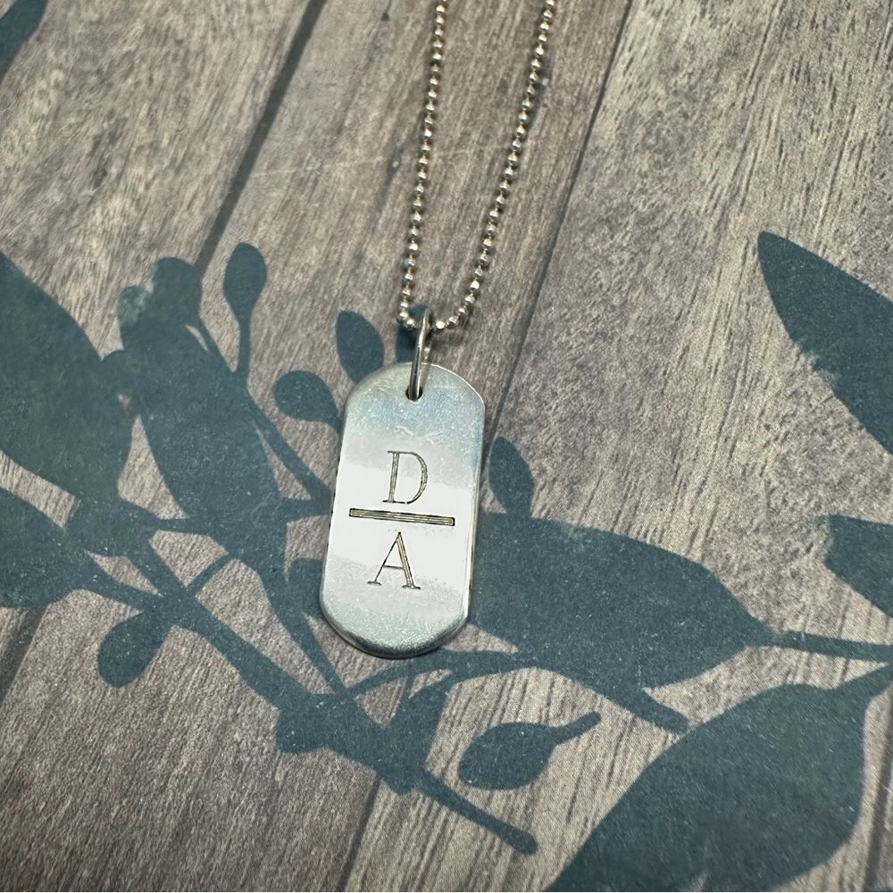 Stella & Dot Gold Wash Sterling Silver Initials D & A Dog Tag Necklace B8‎
